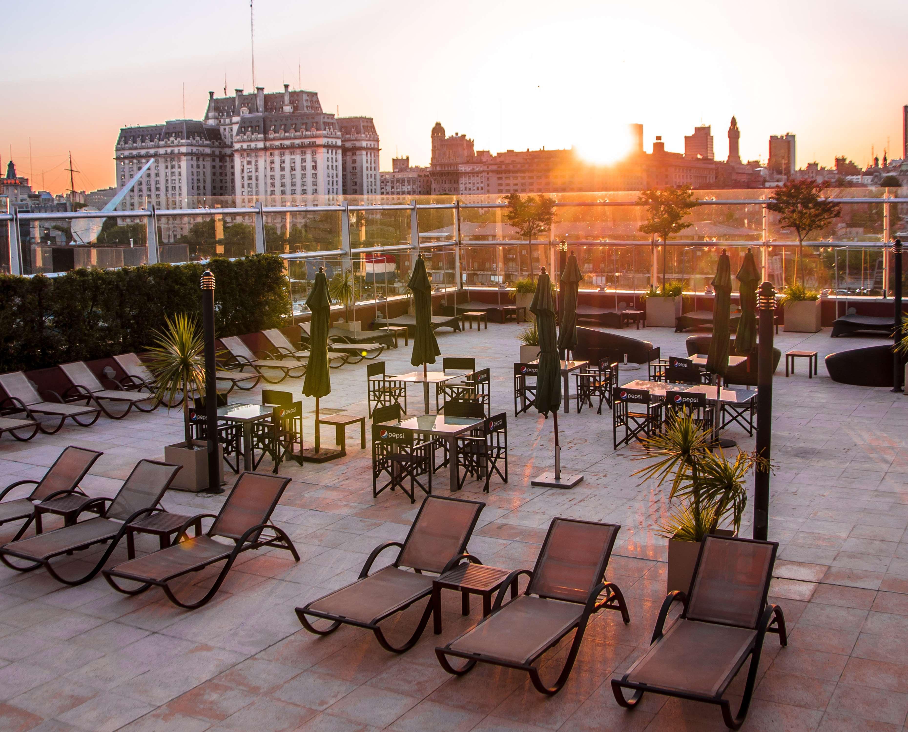 Hilton Buenos Aires Hotel Exterior photo