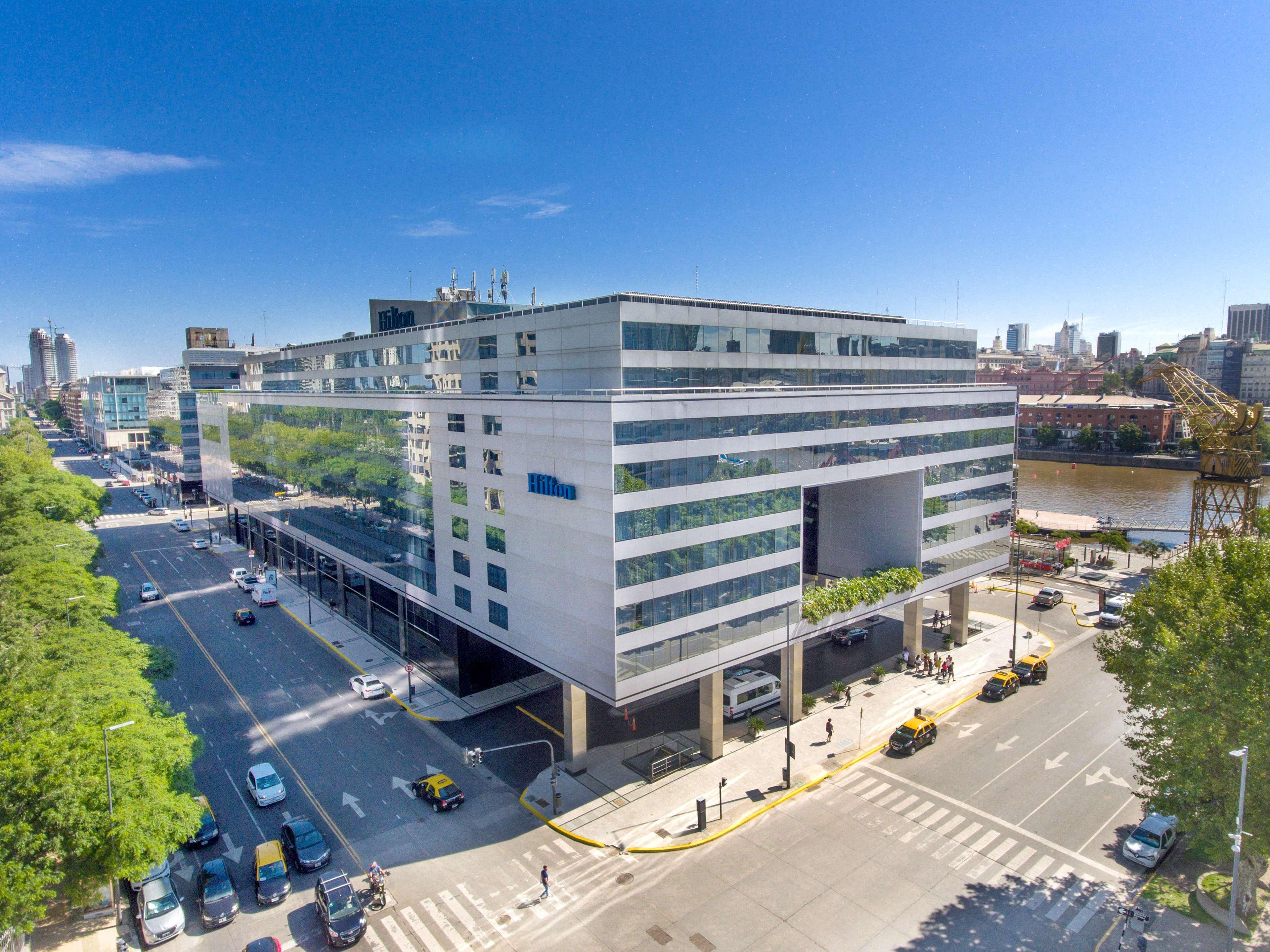 Hilton Buenos Aires Hotel Exterior photo